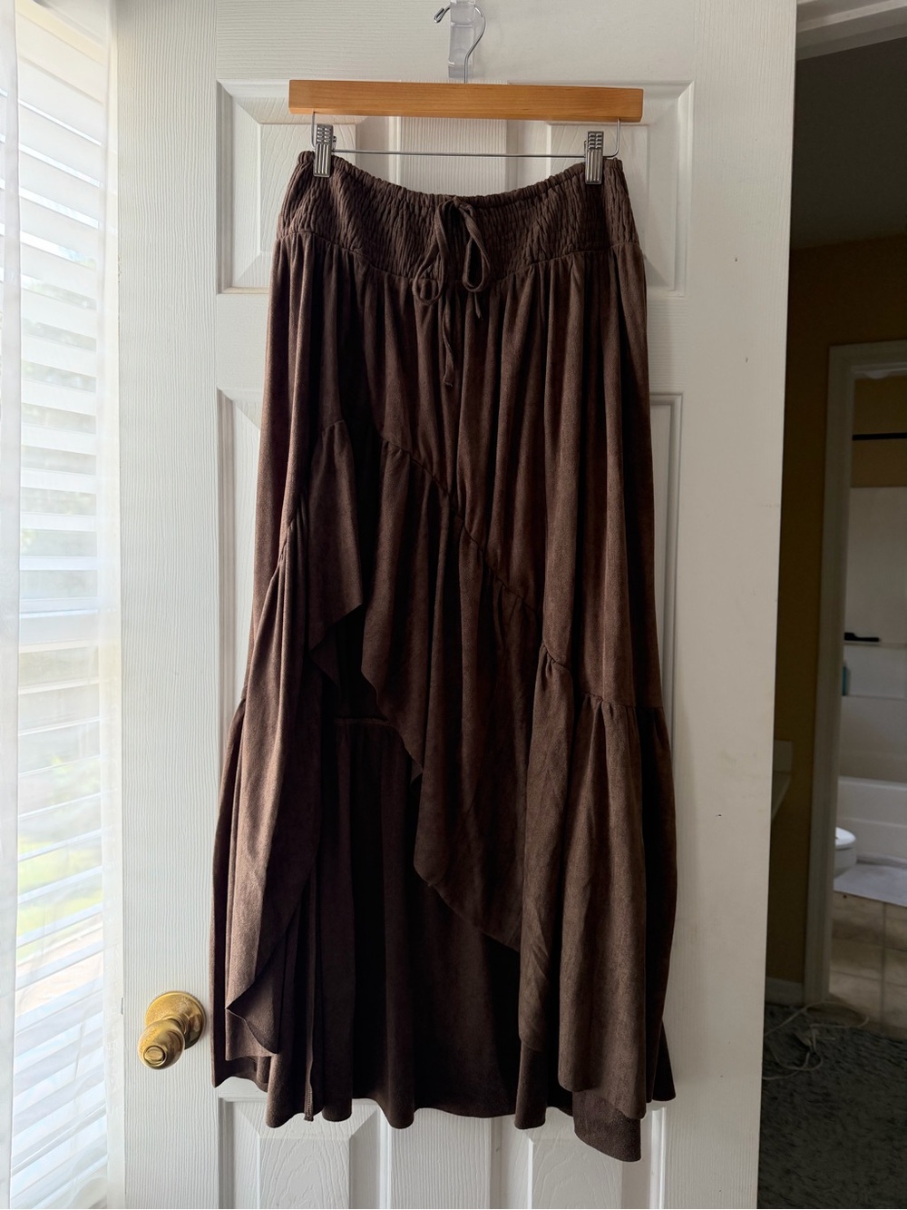 Promesa Brown High-Low Tiered Maxi Skirt